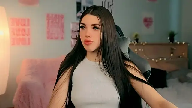 molly rettyy online show from April 8, 4:14 am