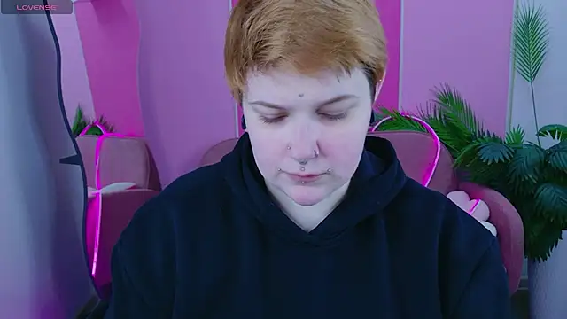 Edna Davis online show from April 6, 7:53 am