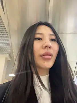 Mia AsianSex online show from April 8, 12:51 pm