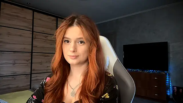 FoxyEmma online show from April 8, 3:14 pm