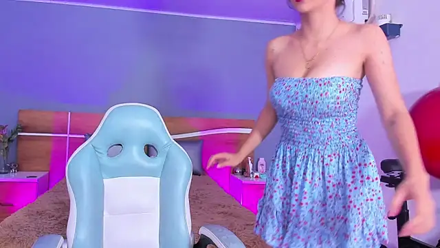 anny little 01 online show from May 24, 4:22 am