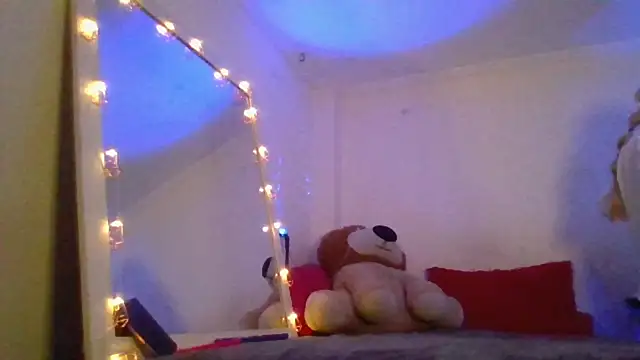 IvoryMouse online show from April 14, 2:44 am