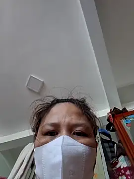 Yummy 9x online show from May 19, 1:56 am