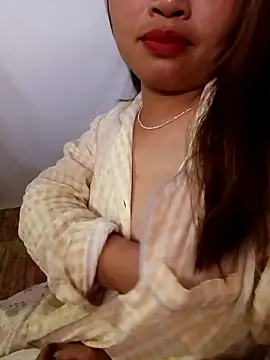 cat-kat online show from April 3, 1:42 pm