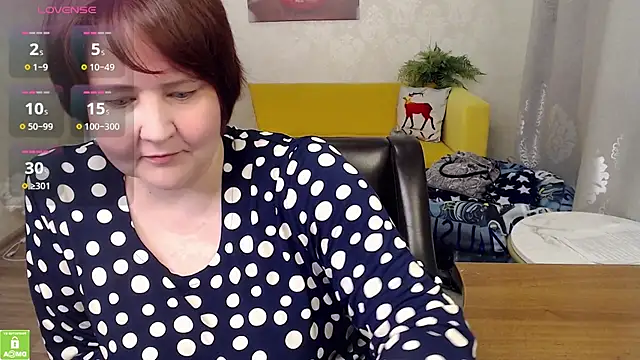QUEEN02030 online show from July 9, 3:14 pm