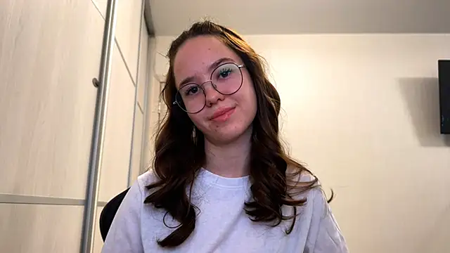 AriaGrand online show from April 12, 8:06 am