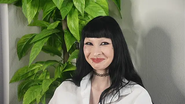 BreannaBetesh online show from April 3, 5:38 am