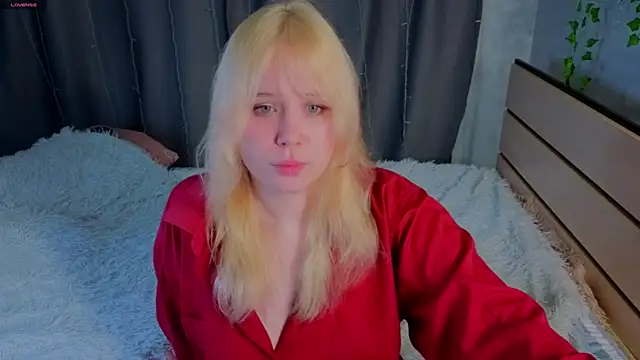 unburnedgirl online show from July 4, 6:48 pm