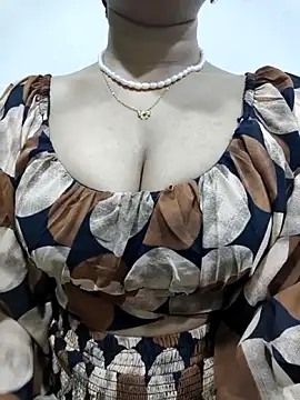 Piyu x online show from April 9, 6:57 pm