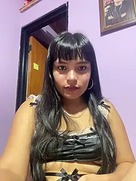 SamanthaColen  online show from April 5, 1:37 am