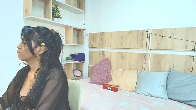 Selene  Luna online show from April 8, 1:41 am