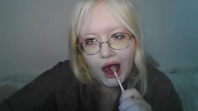 Elayne Sweet online show from April 9, 8:09 am