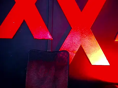 AlanFox1 online show from April 5, 2:49 pm