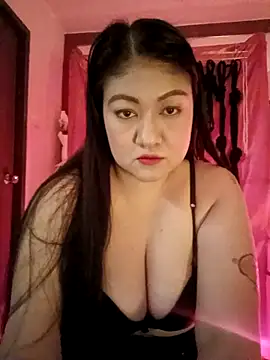 dominalisa online show from May 13, 6:35 pm
