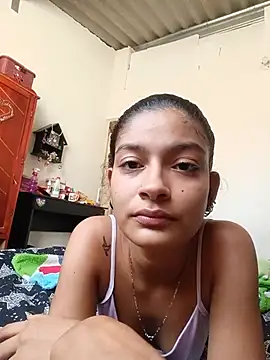 Lyra Siren online show from June 12, 7:55 pm