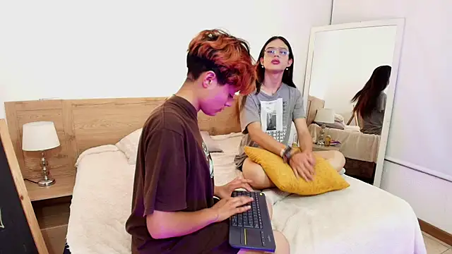 Kvs Kael online show from April 19, 4:12 am