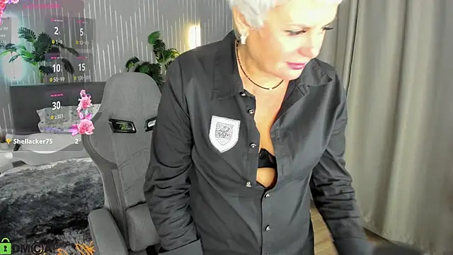 Linda Zef1r online show from May 10, 1:29 am