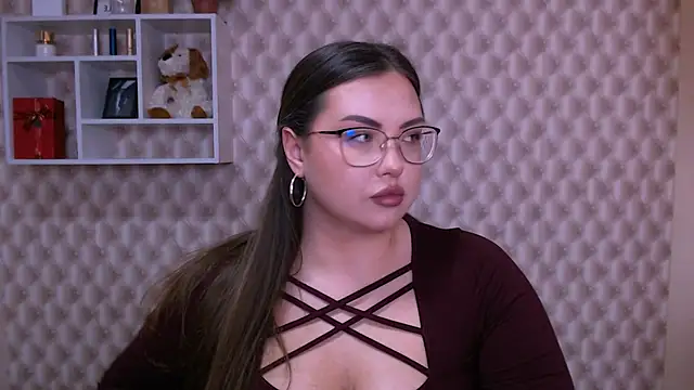 AminaSoul  online show from April 6, 6:36 am