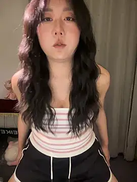 ooooBaby129 online show from April 8, 2:19 pm