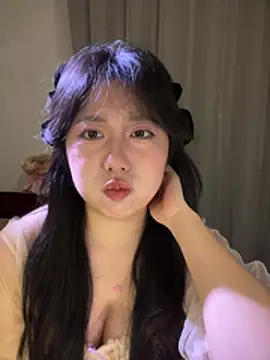 ooooBaby129 online show from April 4, 1:32 pm