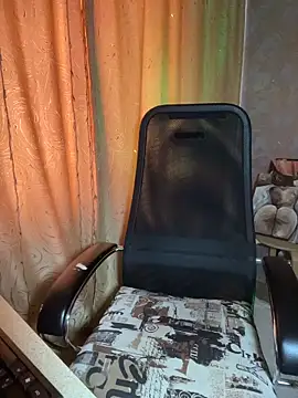 Alisha Wild online show from April 10, 8:20 am