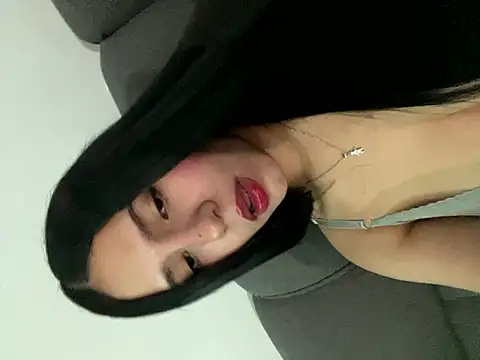 IsabelaRivers online show from May 23, 5:50 am