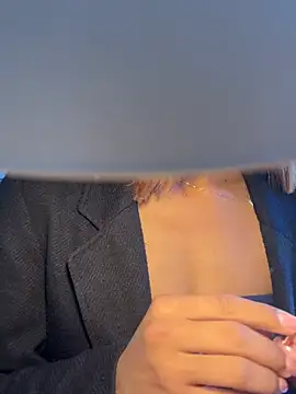latinacaro- online show from May 17, 2:16 pm
