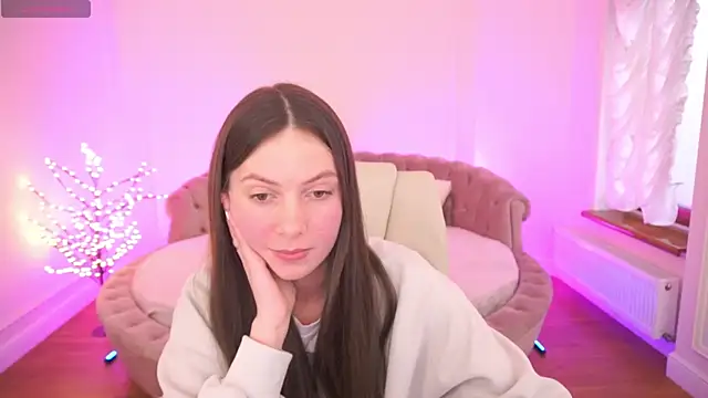 BabyLumi online show from April 8, 1:13 pm