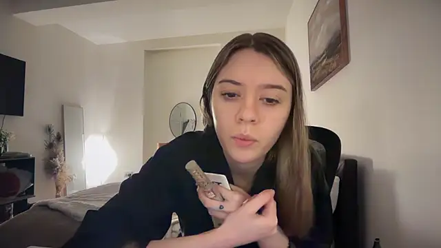YasminLace online show from May 8, 9:16 pm