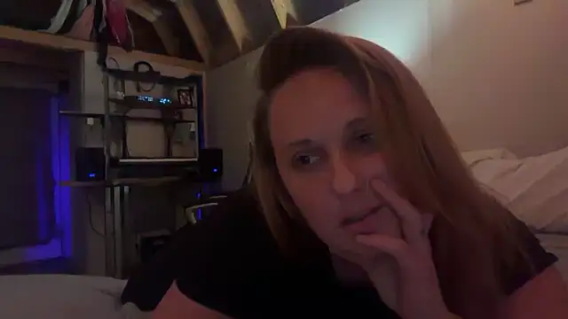 Threat24 online show from April 6, 2:11 am