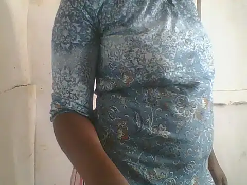 Luluza1 online show from April 7, 2:19 pm