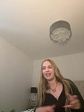 Alexiahaven online show from May 21, 6:39 pm
