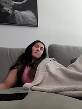 alwayswettt online show from June 6, 7:42 pm