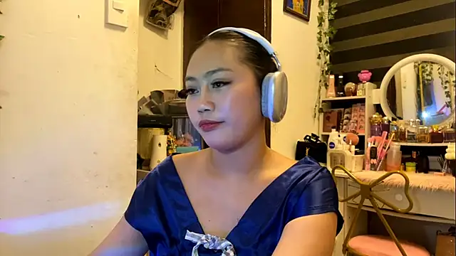 GlindaDejardin online show from April 26, 5:10 pm