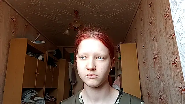 BirgitKamal online show from April 6, 10:05 am