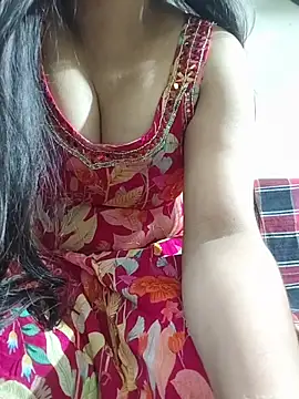 HyBabyDoll online show from April 9, 2:55 pm