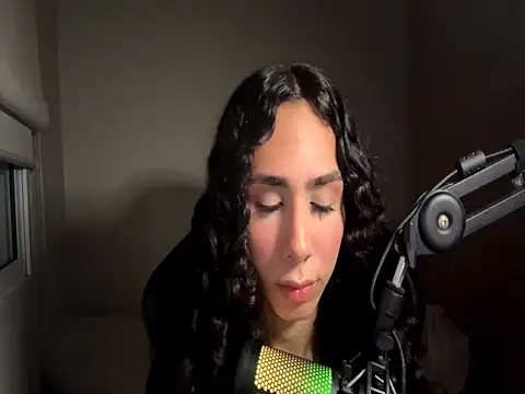 TakakoAthan online show from April 9, 11:54 pm