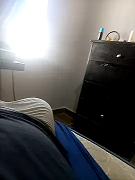 pareja030 online show from April 24, 9:28 pm