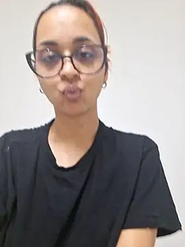 anna squirtz online show from April 6, 7:48 pm