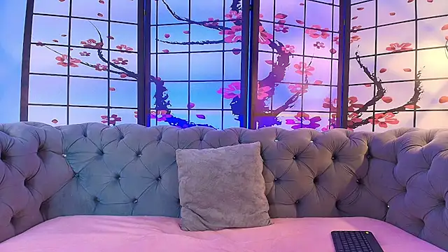 sweetlyundone online show from April 22, 7:55 pm
