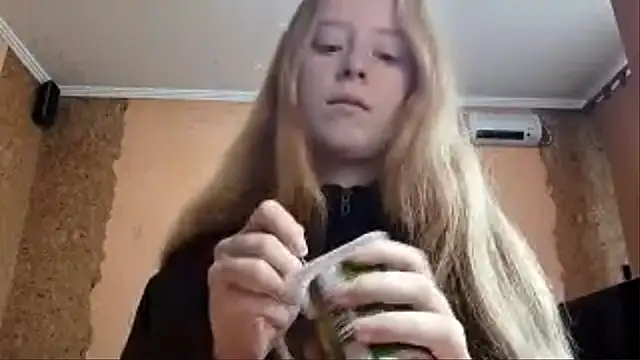 KateVibe 01 online show from May 25, 10:20 pm