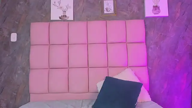 soy aghata online show from April 7, 10:23 pm