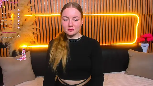 AlyaMe online show from April 29, 2:37 am