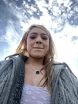 SilvyDiamond online show from April 9, 4:23 pm