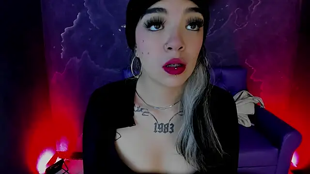 MeivissDemoni online show from April 9, 7:41 pm