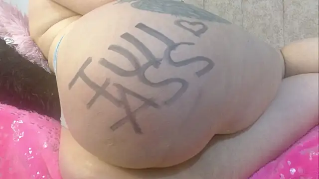 Melanie Slut nasty online show from April 10, 9:32 pm