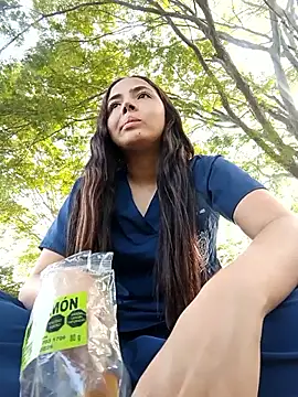 Sexy cloee outdoors online show from April 9, 8:58 pm