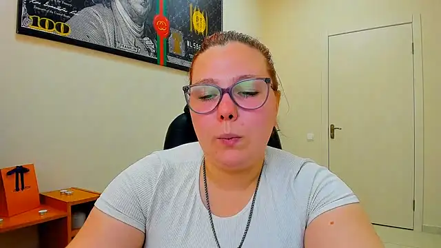 Aillia-Rous online show from July 7, 7:23 am