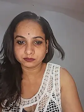 Bebo QueeN online show from May 5, 6:44 pm
