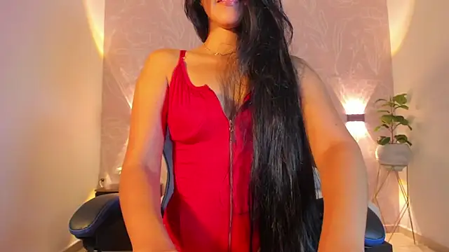 lunna celeste online show from May 6, 1:04 pm
